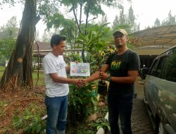 Prabu PL Berikan Puluhan Bibit Pohon Buah untuk Rumah Dinas Wakil Bupati Bekasi