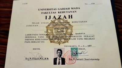 Akhir Skandal Ijazah Jokowi, Mediasi atau Revolusi?