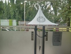 Pintu Kantor Kecamatan Bekasi Utara Dirantai Saat Jam Istirahat, DPRD Kota Bekasi Diminta Turun Tangan