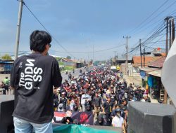 Ratusan Warga Karangsembung Gelar Aksi di PT Mulia Prima Packindo