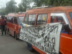 Kehadiran Bus Beken Ancaman bagi Supir Angkot
