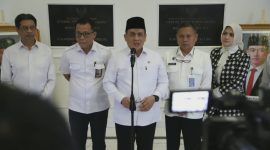 Wakil Menteri Agama Romo H.R. Muhammad Syafii saat memberikan keterangan pers, Senin (11/5/2026) Foto: dok.Kemenag