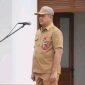 Sekretaris Daerah (Sekda) Kabupaten Nias Selatan, Amsarno S. Sarumaha, S.H., M.H., saat memberikan arahan di Halaman Kantor Bupati Nias Selatan, Jalan Arah Lagundri Km. 5, Telukdalam, Senin (18/05/2026).