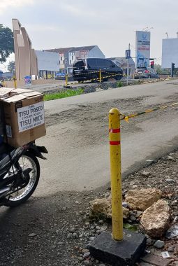 Dibangun Tanpa Ijin Pemkot, Tanggul Jalan Di Galaxy Diminta Untuk Dibongkar