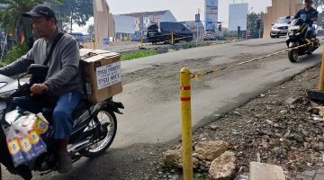 Dibangun Tanpa Ijin Pemkot, Tanggul Jalan Di Galaxy Diminta Untuk Dibongkar