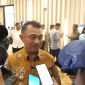 Wakil Walikota Bekasi Abdul Harris Bobihoe saat diwawancara media pada Mukota Kadin Kota Bekasi. 