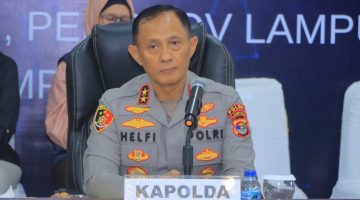 Kapolda Lampung Irjen Pol Helfi Assegaf,