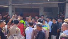 Kondisi saat ricuh penertiban Lapak pedagang di kecamatan Amandraya