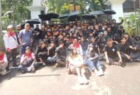 Sekretaris Jenderal DPP LSM PMPR Indonesia, Anggi Dermawan, saat menggelar aksi damai.