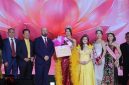 Nabila Fenelia resmi dinobatkan sebagai Miss Tourism Universe 2026 dalam grand final yang berlangsung meriah di Jakarta.