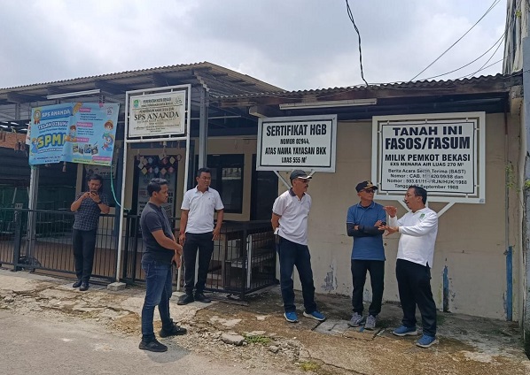 Yayasan Barzilae Karya Kasih mengadu ke Gubernur Jawa Barat Dedi Mulyadi terkait lahan di Kranji Bekasi yang masih digunakan kantor RW.