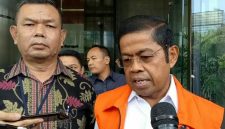 Idrus Marham memakai rompi tahanan KPK (Ist)