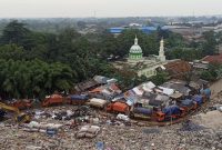 Tumpukan sampah yang menjadi pemandangan sehari hari di wilayah Bantargebang. 