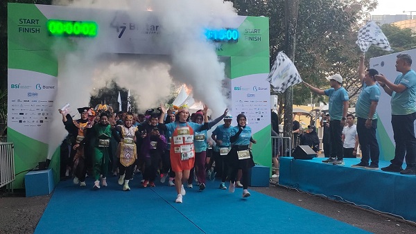 Bintaro Jaya merayakan HUT ke-47 melalui Run for Education yang berhasil menghimpun donasi Rp245 juta untuk pendidikan.