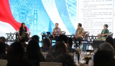 Dirjen Keuda Kemendagri Ahmad Fatoni (tengah) saat Regional Financial Discussion bertema “Pengelolaan Keuangan Daerah dan Creative Financing” yang berlangsung di Grand Ballroom Yogyakarta Marriott Hotel, Kamis (4/6/2026).
