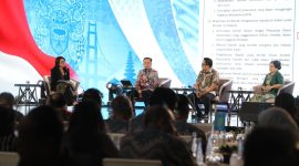 Dirjen Keuda Kemendagri Ahmad Fatoni (dua dari kiri) saat Regional Financial Discussion bertema “Pengelolaan Keuangan Daerah dan Creative Financing” yang berlangsung di Grand Ballroom Yogyakarta Marriott Hotel, Kamis (4/6/2026).