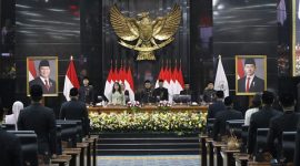 paripurna HUT DKI Ke 499 Tahun di Gedung DPRD DKI Jakarta.