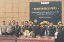 Konferensi pers oleh Direktorat Jenderal Bea dan Cukai terkait ungkap rokok ilegal