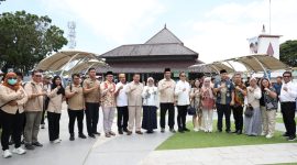 Foto: Peletakan batu pertama pembangunan SPPG Masjid Ats-Tsauroh, Serang