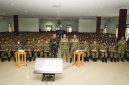 Pangdam Jaya Letjen TNI Deddy Suryadi memberikan pembekalan kepada peserta Diklat SPPI Koperasi Desa/Kelurahan Merah Putih dan Kampung Nelayan Merah Putih 2026.