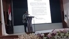 Sekjen bapera Jabar Asep Suparman saat memberikan sambutan dalam rakerda Bapera se-Jawa Barat.