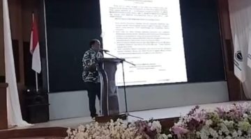 Sekjen bapera Jabar Asep Suparman saat memberikan sambutan dalam rakerda Bapera se-Jawa Barat.