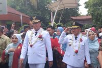 Wali Kota Bekasi tri Adhianto dan  Wakil Wali Kota Harris Bobihoe ( Foto: Ist)
