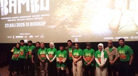 Para pemain dan kru film Anak-Anak Bambu saat press screening di Epicentrum. (Foto: Hab)
