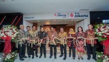 Wagub DKI Jakarta Rano Karno meresmikan New Look Branch Kantor Cabang Pembantu (KCP) Bank Jakarta Kebayoran Park. (Foto: dri)