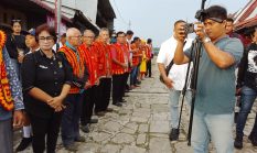 Lestarikan Budaya, KORMI Nias Selatan Dampingi Gubernur Bobby Tinjau Desa Adat
