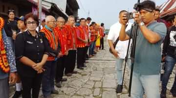 Lestarikan Budaya, KORMI Nias Selatan Dampingi Gubernur Bobby Tinjau Desa Adat