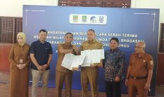 Penyerahan Aset Perumda Tirta Bhagasasi Kepada Perumda Tirta Patriot Rampung