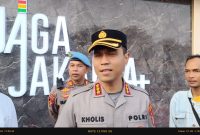 Kapolres Metro Bekasi Kota Kombes Pol Putu Kholis Aryana 