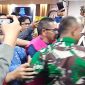 Mantan Kabid Pasar Disdagperin Kota Bekasi, JAS saat digiring petugas kejaksaan 