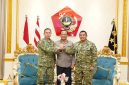 Kapolda Metro Jaya Komjen Pol Asep Edi Suheri dan Pangdam Jaya Letjen TNI Deddy Suryadi mengunjungi Pangkormar untuk memperkuat sinergi TNI-Polri dalam menjaga keamanan dan stabilitas Jakarta.