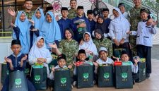 Kodam Jaya menggelar Senyum Jayakarta ke-2 dengan mengajak anak yatim mengunjungi PT Indofood dan AEON Mall Deltamas.