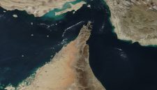 Selat Hormuz (Foto : Wikipedia)