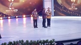 Warta Kota Awards 2026 memberikan penghargaan kepada kepala daerah dan instansi berprestasi. (Foto: dri)