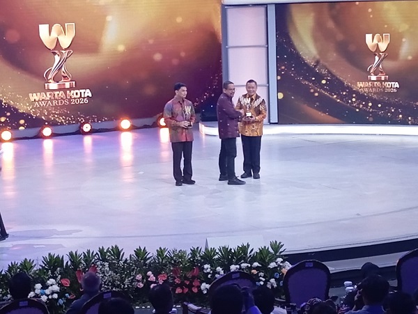Warta Kota Awards 2026 memberikan penghargaan kepada kepala daerah dan instansi berprestasi. (Foto: dri)