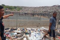 Pembangunan sanitary landfill di TPA Sumurbatu, Kota Bekasi yang bernilai sekitar Rp19 miliar 