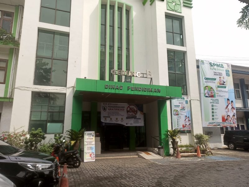 Kantor Dinas Pendidikan Kota Bekasi.