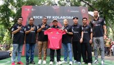 Bank Jakarta memperkuat dukungan untuk Persija Jakarta memburu trofi Liga Indonesia sebagai kado HUT ke-500 Jakarta dan kebanggaan warga Ibu Kota.