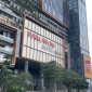 Pakuwon Mall yang telah membongkar pagar besi
