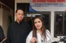 Derek Prabu Maras bersama dengan Kuasa hukumnya, Yuli Yanti Hutagaol, S.H., M.H., C.Med., C.R.A., 