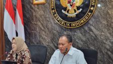 Kepala BPKN RI Mufti Mubarok.