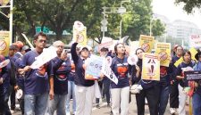 Kebijakan cukai MBDK yang diwacanakan sejak 2016 resmi digugat ke PTUN Jakarta. Penggugat meminta pemerintah segera menetapkan aturan cukai. (Foto: ist)