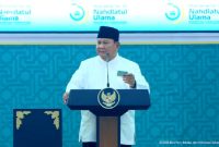 Presiden Prabowo Menerima KTA Warga NU Pada Penutupan Harlah NU Ke 35