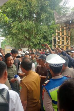 Selisih 121 Suara, Warga Tamansari Pertanyakan Hasil Pilkades di TPS 14