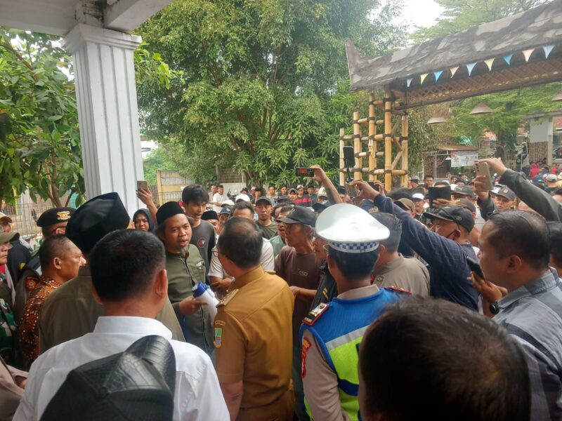 Pertemuan yang dihadiri unsur musyawarah pimpinan kecamatan (Muspika) Setu itu digelar di Aula Kantor Desa Tamansari, Kecamatan Setu, Kabupaten Bekasi, Senin (28/9/2026).