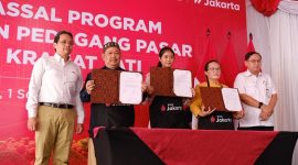 Program pembiayaan Bank Jakarta membantu pedagang Pasar Induk Kramat Jati memperkuat modal usaha. Salah satunya mengaku keuntungannya meningkat.
